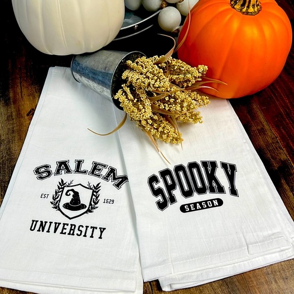 Halloween Tea Towel Pack Salem University - Picture 1 of 3